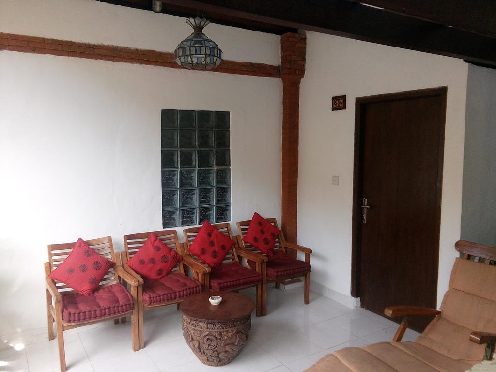 Gazebo Beach Hotel Санур Экстерьер фото