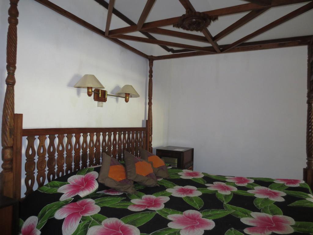 Gazebo Beach Hotel Санур Экстерьер фото